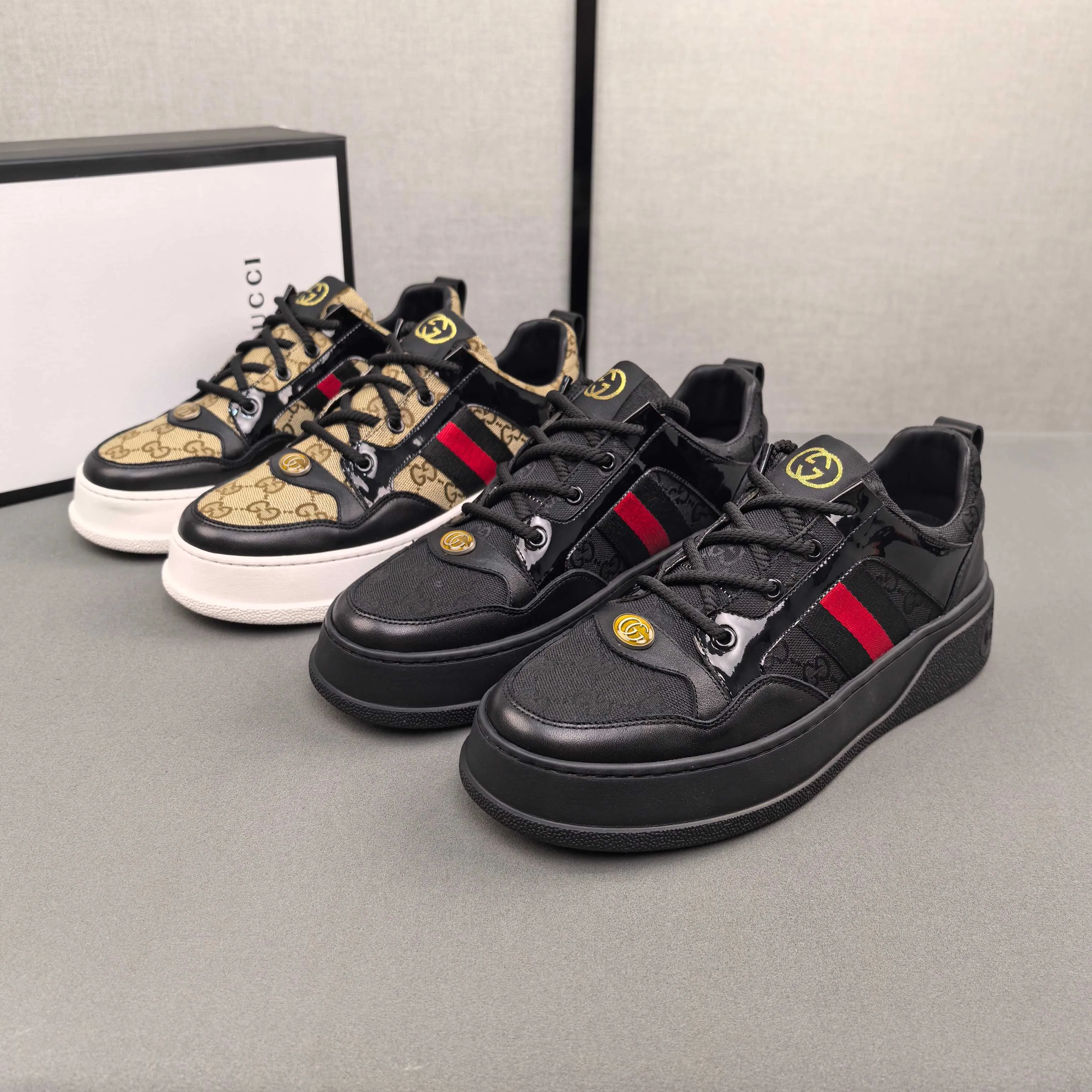 PP440🍒🍒🍒Gucci GUCCI official website latest model🎁classic casual fashion men's shoes👟hot style💥simple and elegant style, exclusive for trendy men. Unique official website latest brand elements👑Gucci original decoration, fashionable and generous, original soft calfskin fabric➕Comfortable soft first-layer pigskin lining ✅The official website specifies wear-resistant casual outsole, the classic model is taken at the counter in real life🎬Color: 2⃣️colors available😍Number 38-44
